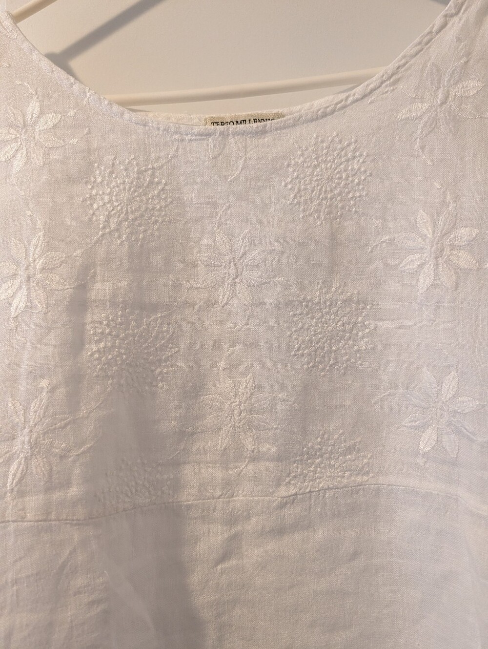 Terzo Milleñnio Made In Italy Linen Embroidered Top M - Picture 2 of 16